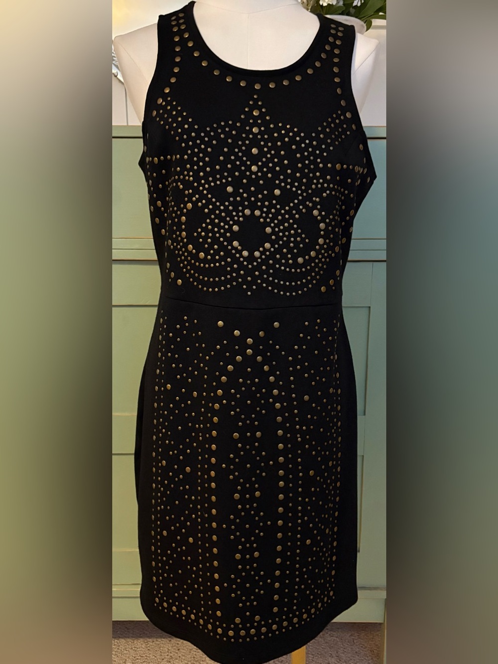 Nicole Miller Art-Deco Knee-Length Black Dress w Matte Gold Stud Detail - M